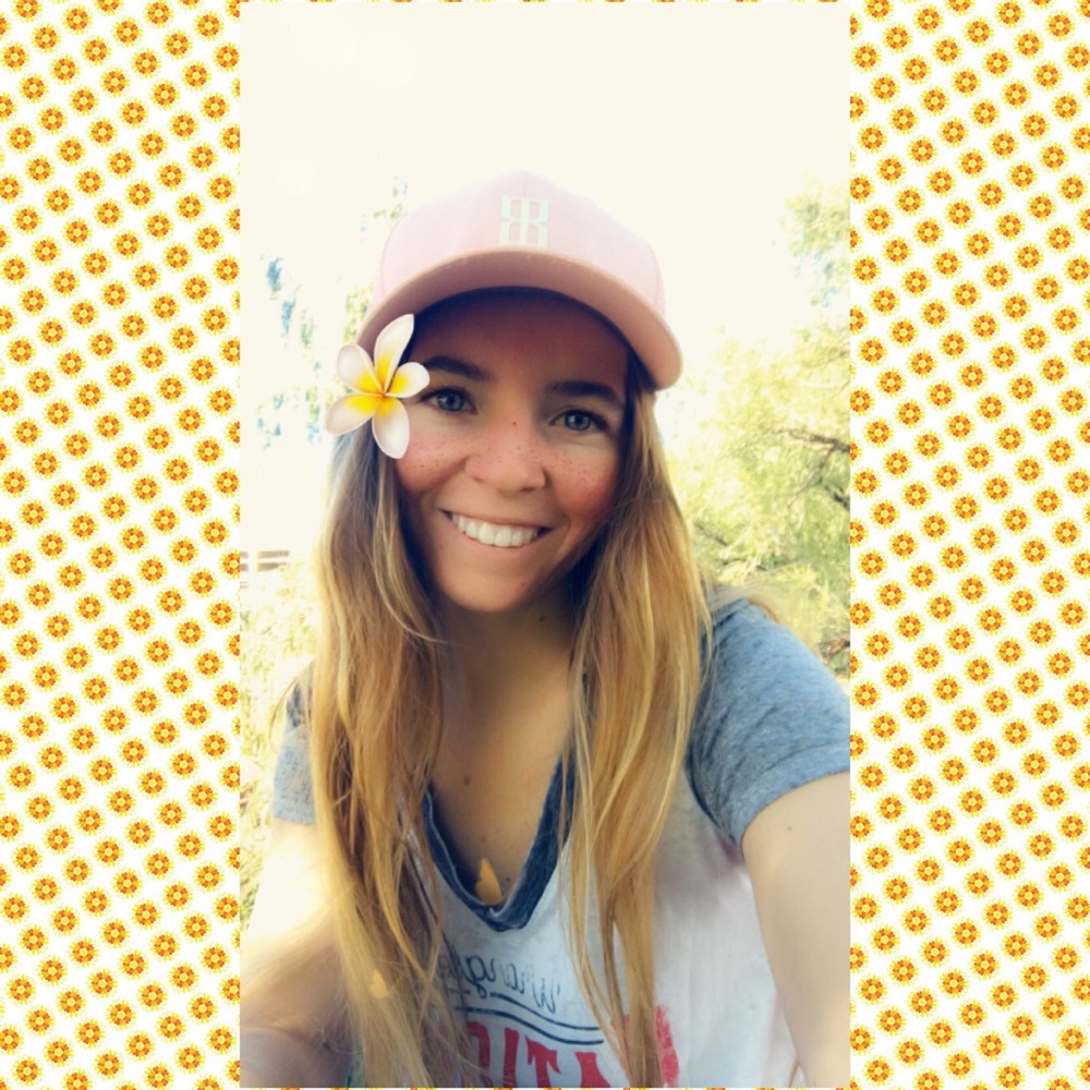 Meet your Posher, Monica